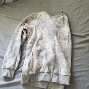 Size small juniors floral sweater